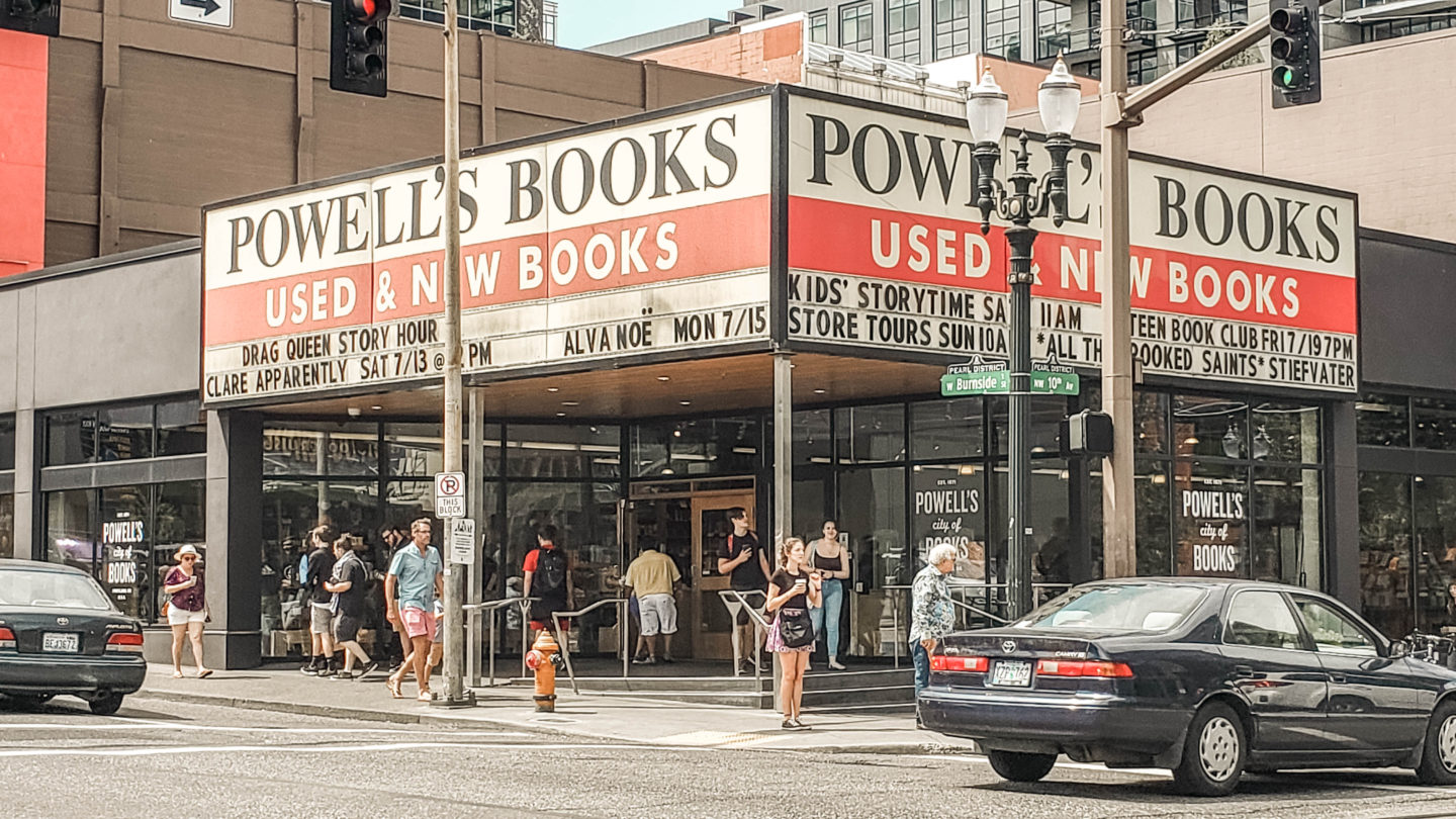 Powell's books, portland oregon, oregon travel, city of portland, things to do in portland