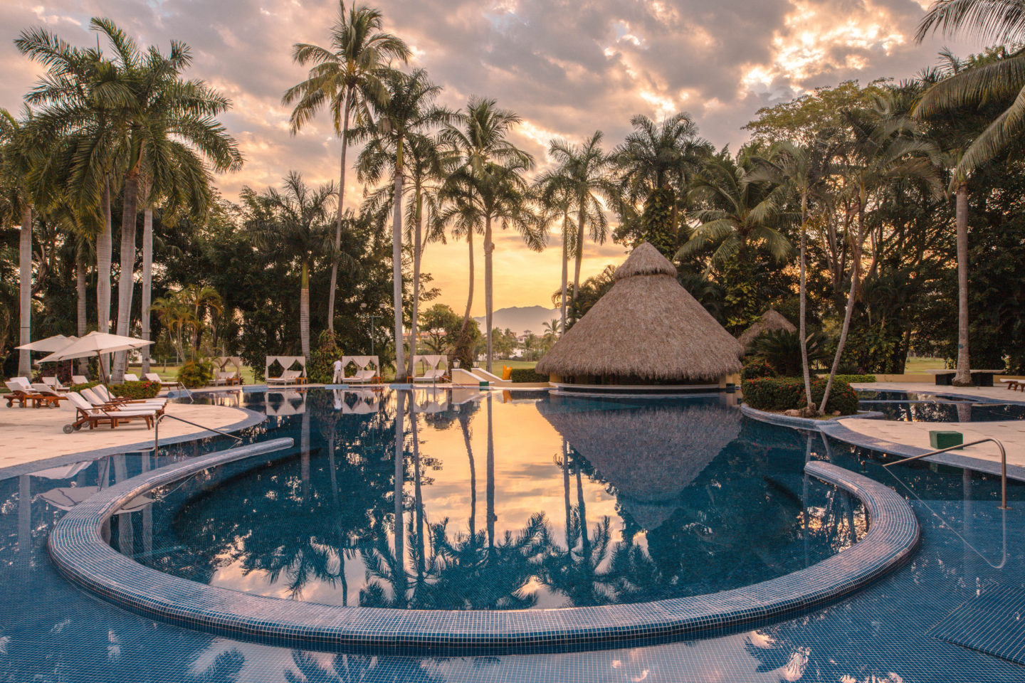 resort pool, mexico, pool at sunrise, tropical pool