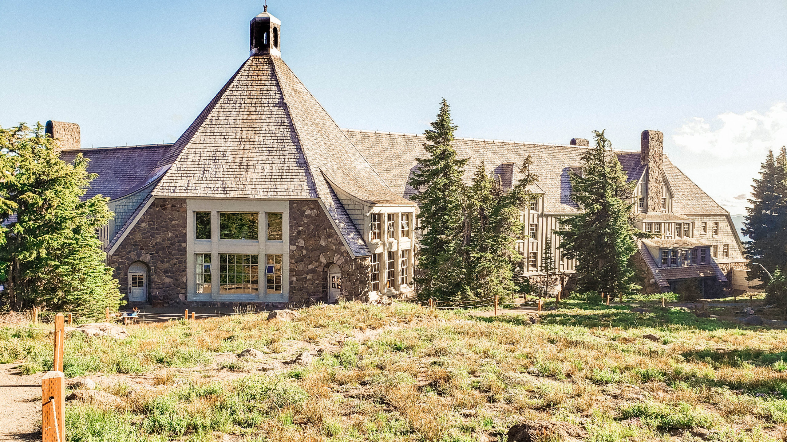 Timberline Lodge, places to visit in Oregon