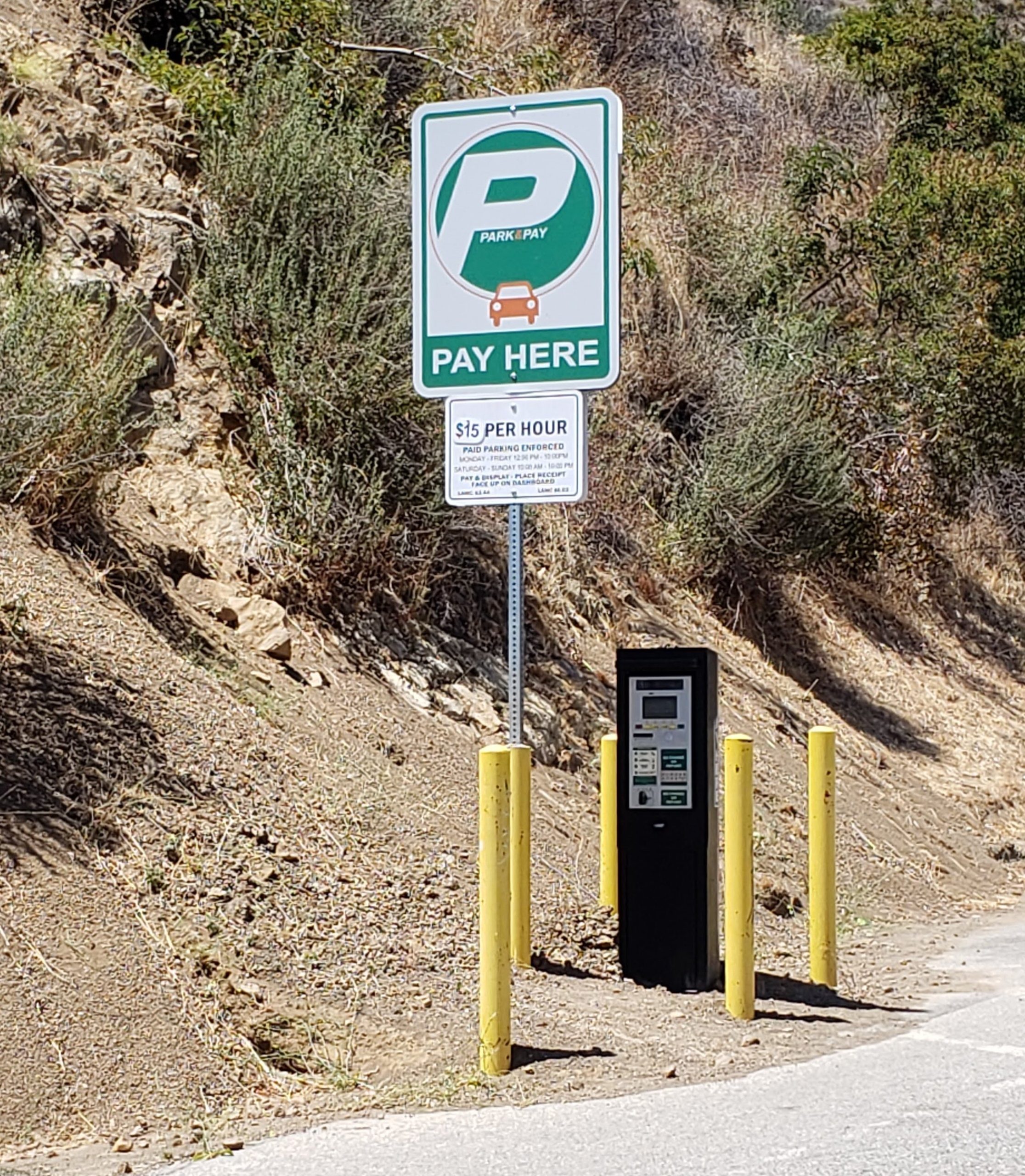 griffith observatory parking sign